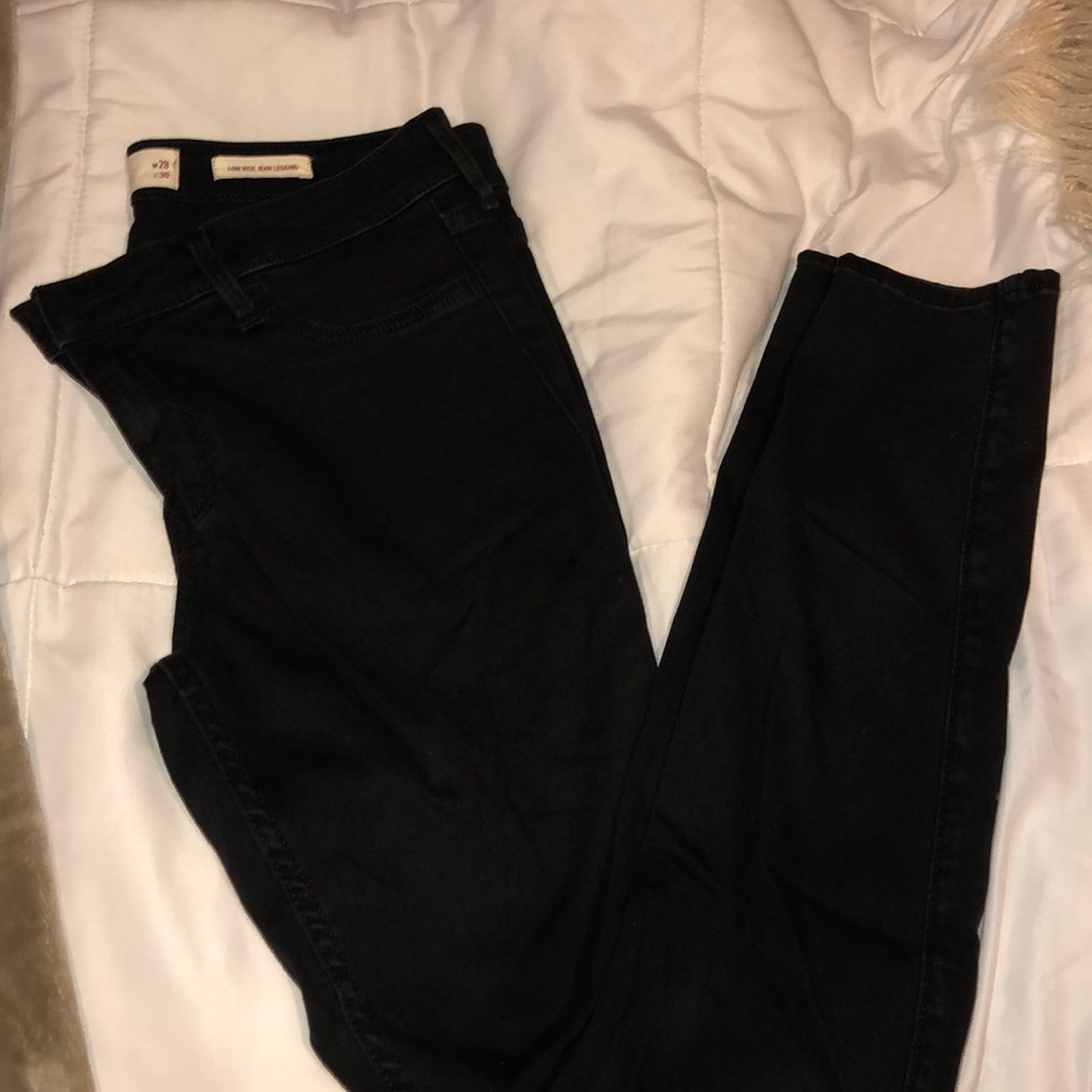Black Hollister skinny jeans